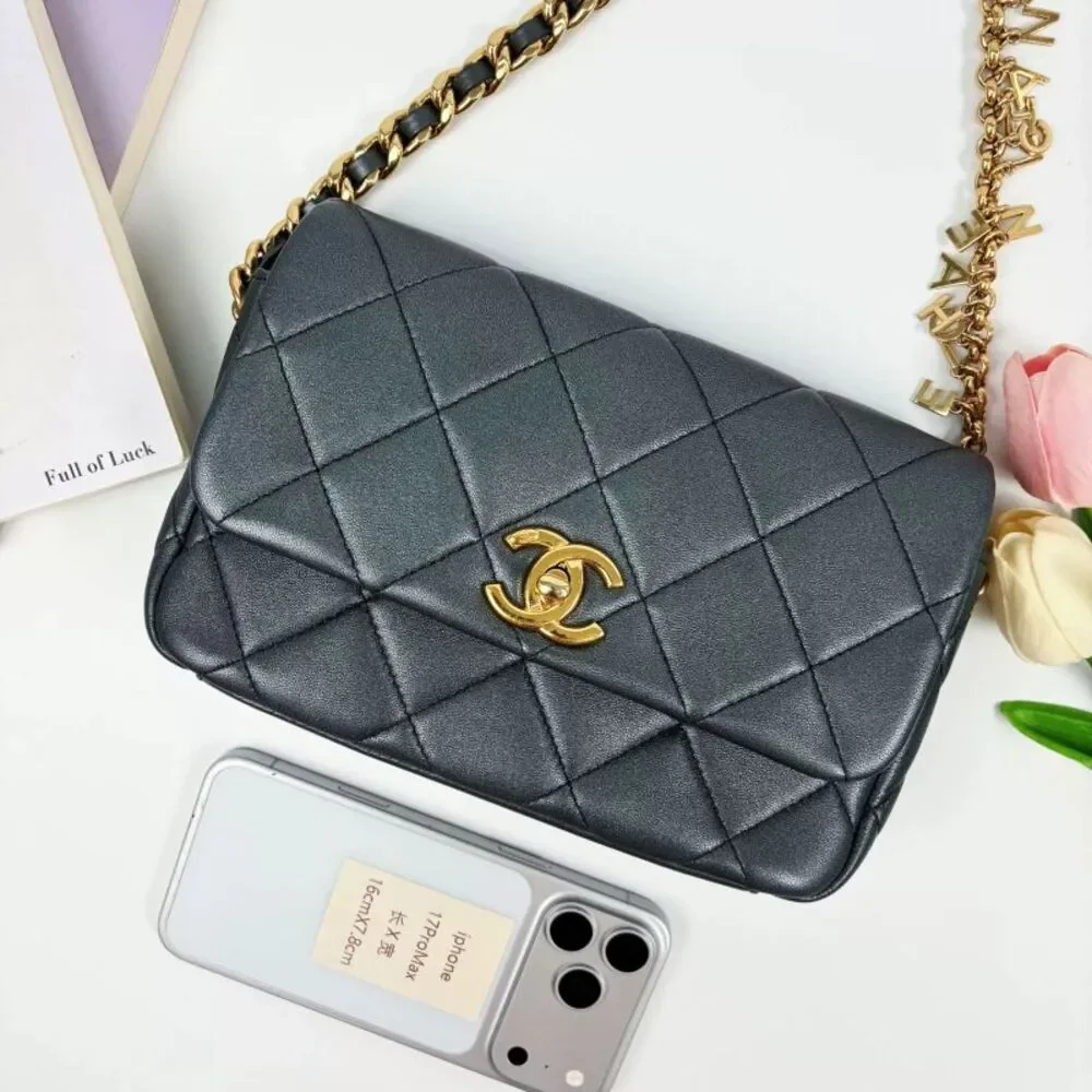 Chanel Women Pre-Loved Bag Very Good Condition